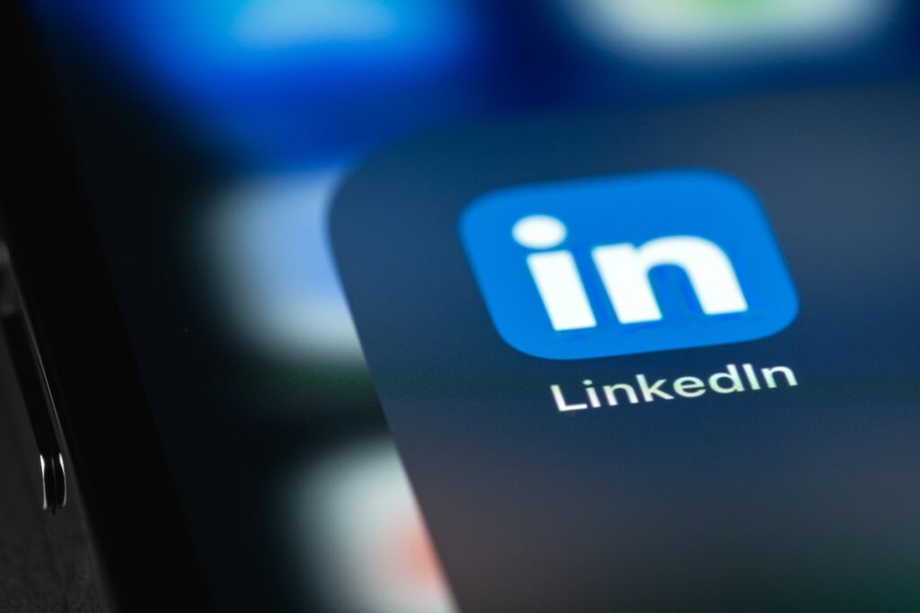 linkedin application mobile Image Matters LinkedIn Introduces New Feature to Help Users Track Their Progress